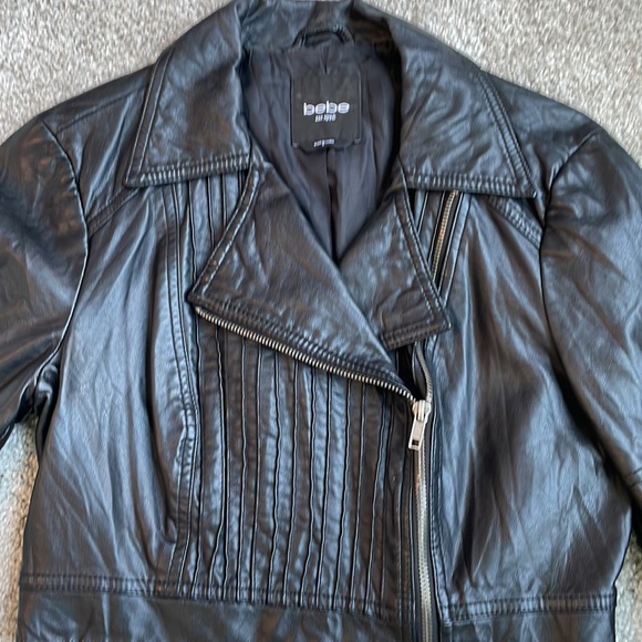 Bebe cropped pleather jacket - Picture 2 of 6